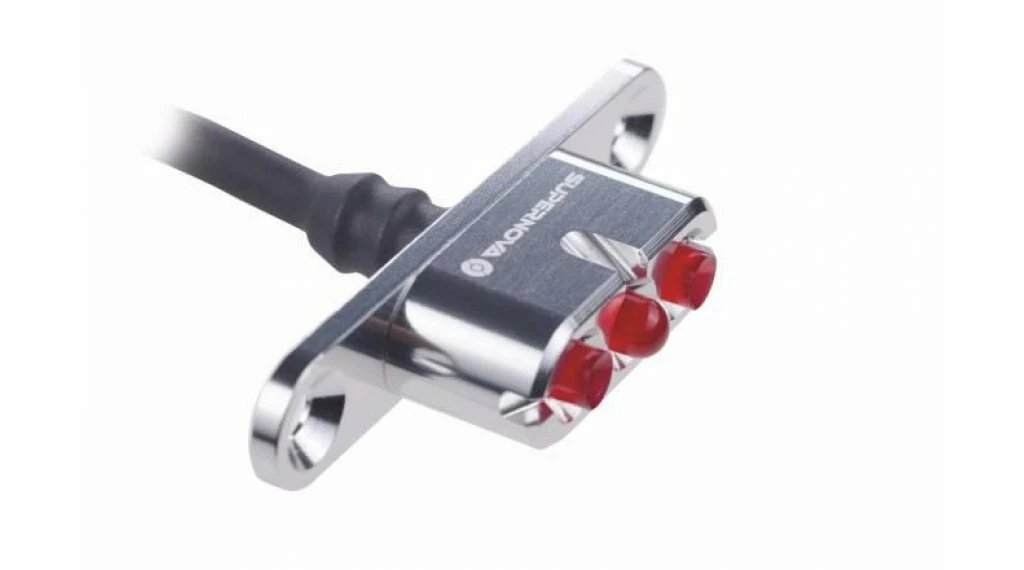 Supernova E3 2 Feu Arrière